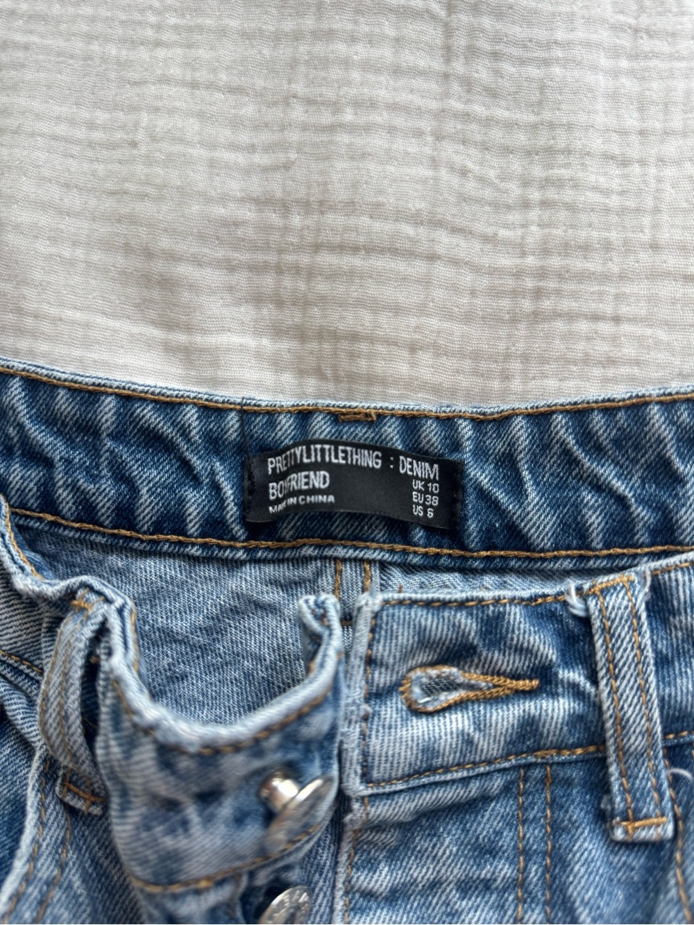 PLT high rise baggy jeans with thigh slits - Picture 3 of 3